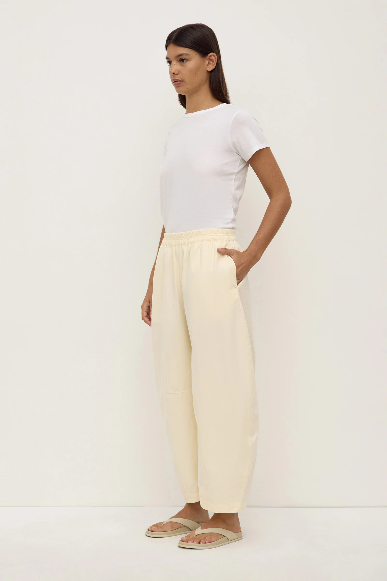Lola Barrel Pant - Image 3