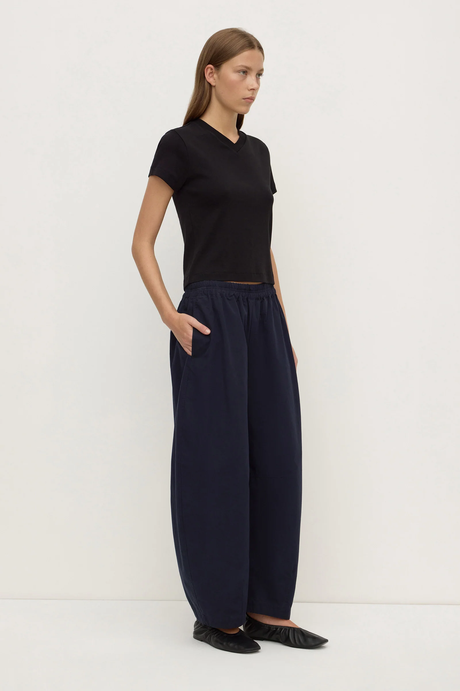 Lola Barrel Pant - Image 3