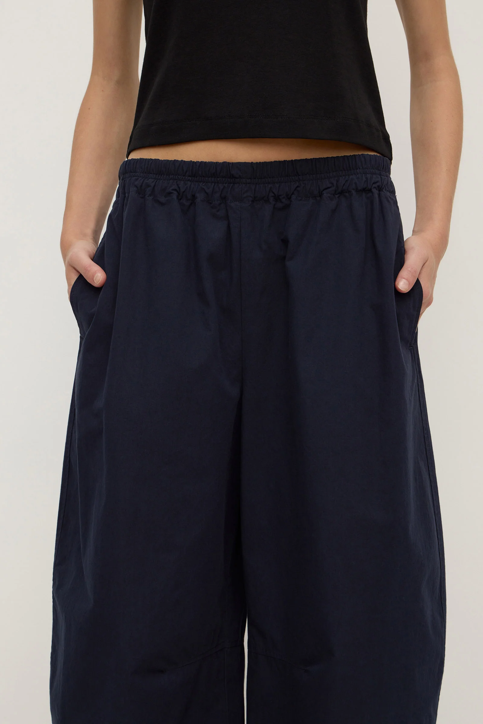 Lola Barrel Pant - Image 5