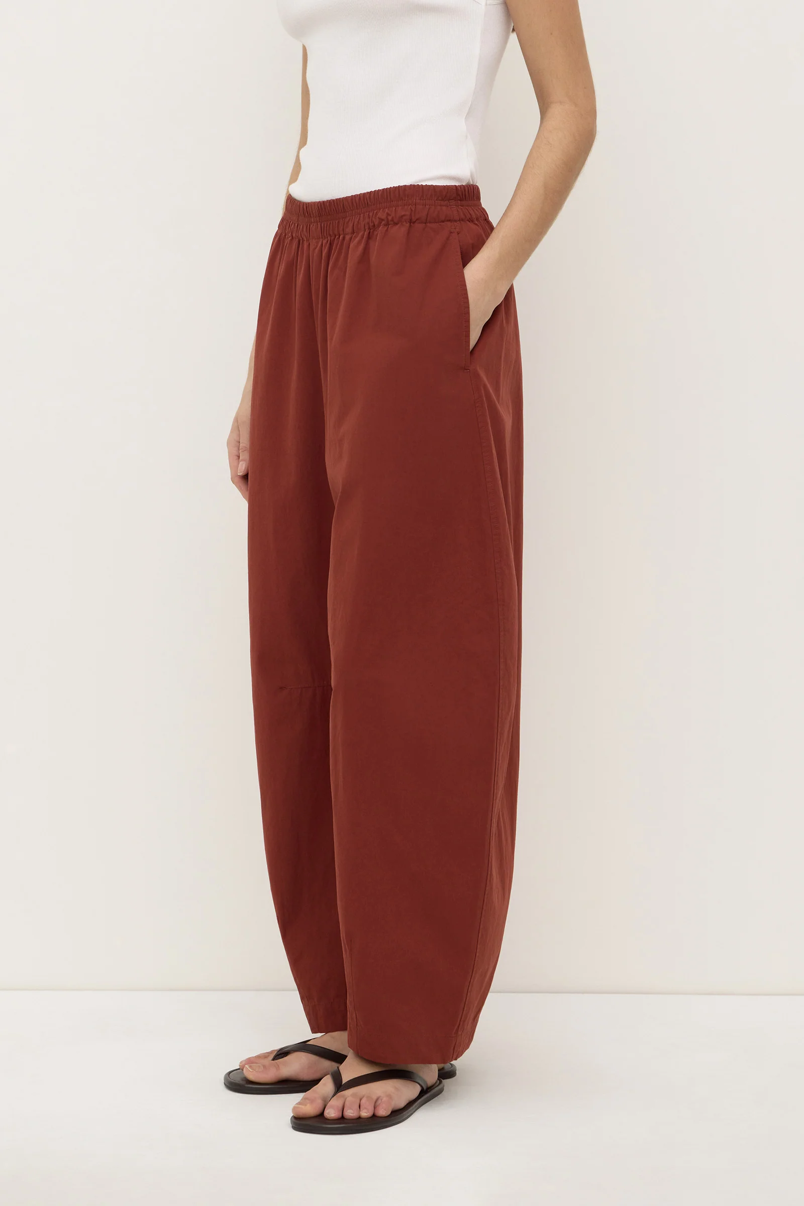 Lola Barrel Pant - Image 3