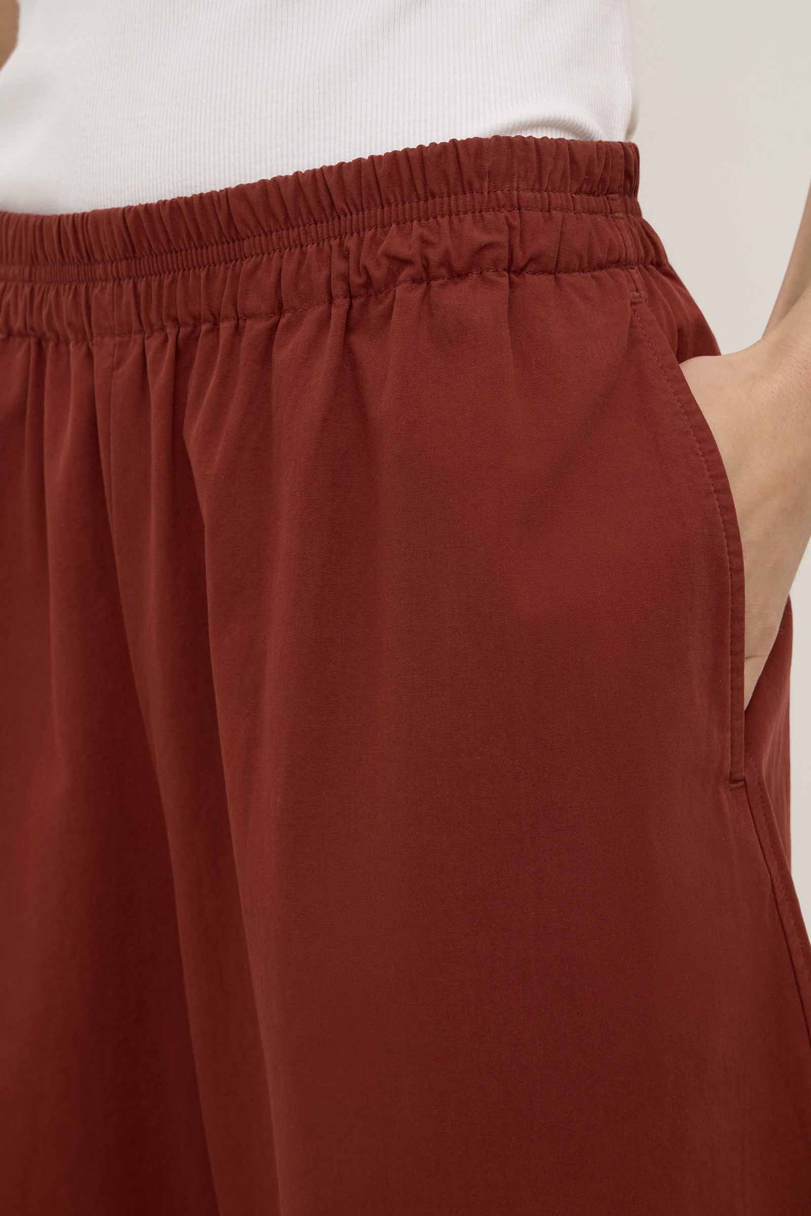Lola Barrel Pant - Image 5