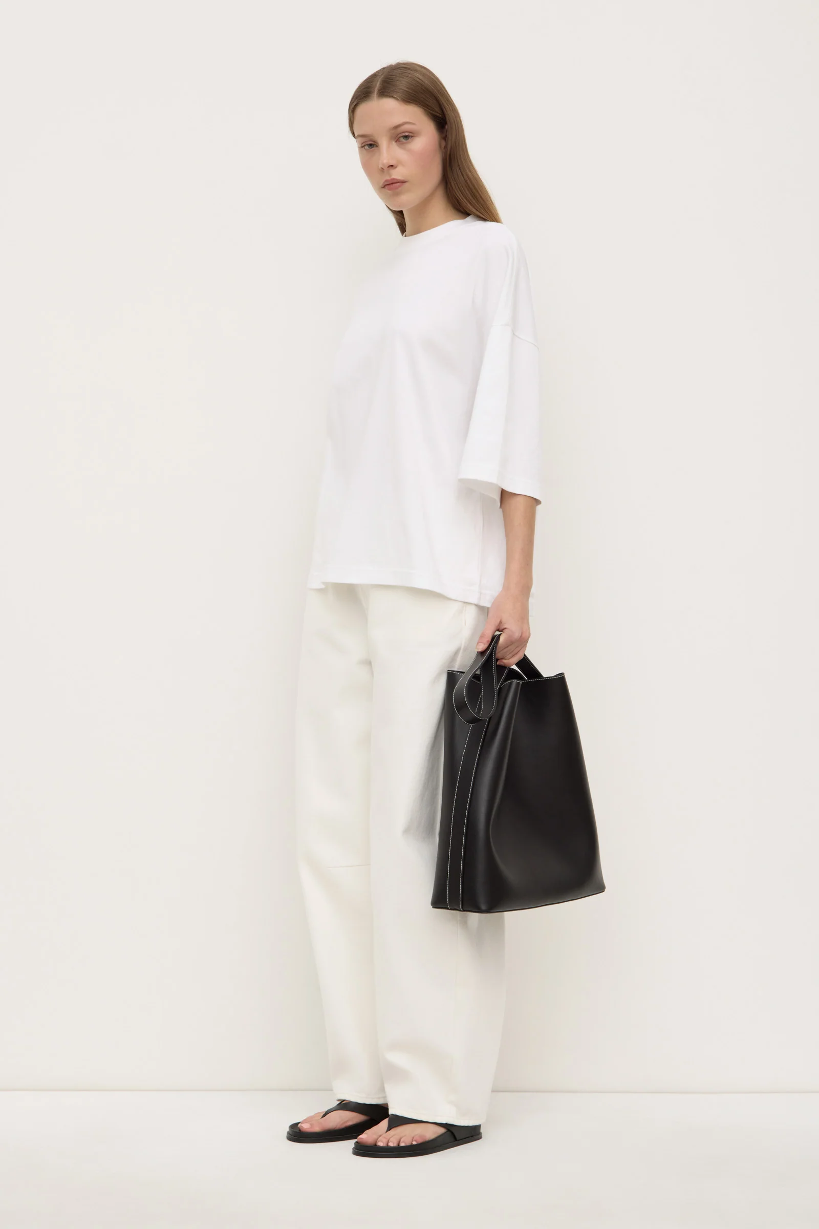 Max Oversized Tee - Image 3