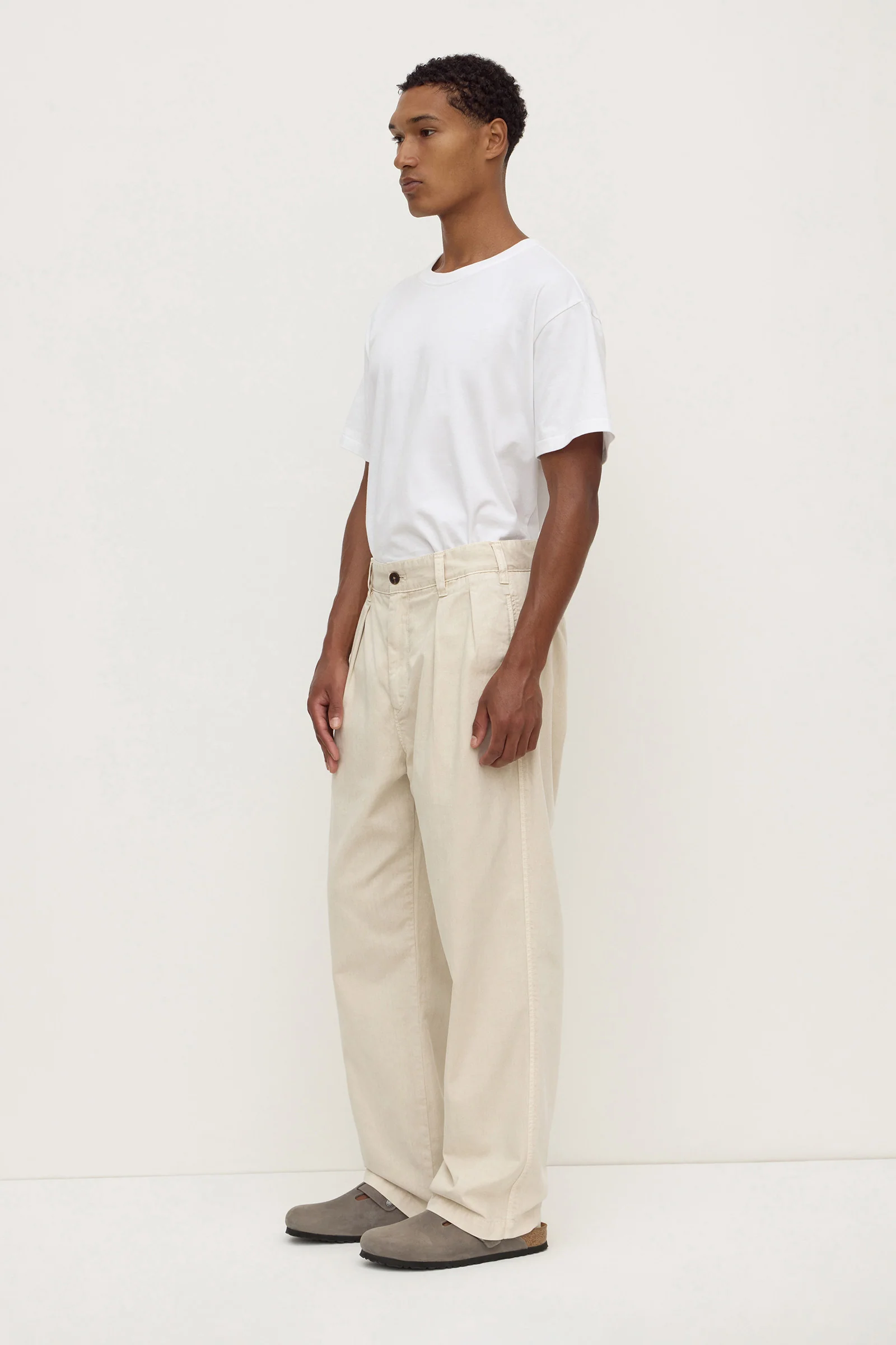 Miles Pleated Chino - Image 4